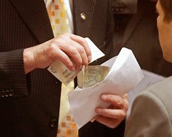 Киевская мэрия придумала, как ограничить себе доступ к взяткам