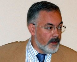 ВО Свобода требует проверить, не связан ли Табачник с ФСБ