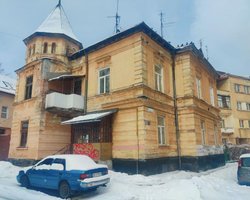 Львів у "файлах Епштейна": що відомо про "віллу" у центрі, якою цікавився фінансист (фото)