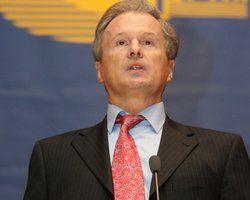 УНП предложила создать вместо НУ-НС правую группу