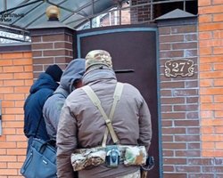 СБУ нагрянула з обшуком до будинку голови Сумської облради, — ЗМІ (фото)