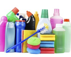 "Стиральный порошок можно будет купить". Кабмин разъяснил постановление о локдауне 2021