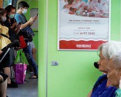 В Великобритании обнаружили четыре новых симптома заражения COVID-19