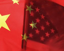 Глава МИД Китая после встречи с Клинтон выступил за передачу власти в Сирии