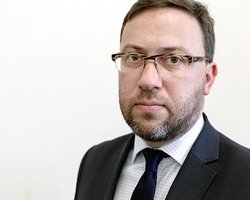 Варшава считает, что Киев первый начал историческую "войну"