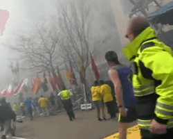 Американские операторы опровергают информацию об отключении сотовой связи в Бостоне