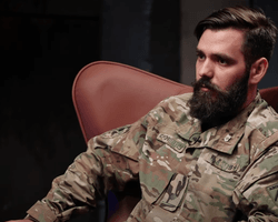 Пошел на войну в 21 год: азовец Кротевич отреагировал на контракт для молодежи (видео)