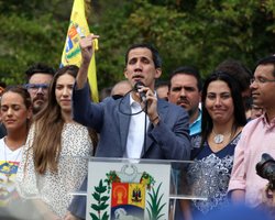 Госдеп: 54 страны признали  Хуана Гуадо законным лидером Венесуэлы