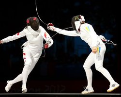 Украинские шпажистки уступили россиянкам