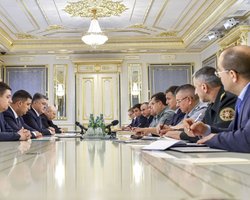 Порошенко: Мы принимаем вызов закарпатских контрабандистов