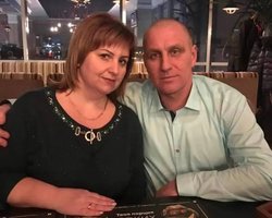 Выехал из оккупации с семьей: СМИ узнали о жертве удара по жилому дому в Запорожье (фото)