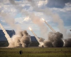 Пролетіло 5 ATACMS: жителі Ростовської області повідомляють про гучні звуки, що відомо