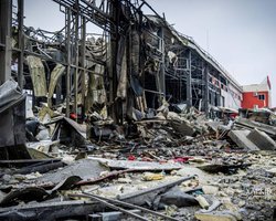 Удалось спасти 30 человек: какие последствия атаки на терминал "Новой почты" на Харьковщине