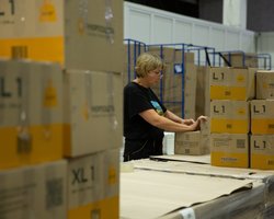 Из-за обстрелов возможны задержки: почтовые операторы обратились к жителям Одесской области