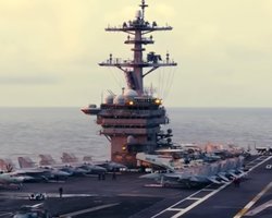 США передумали выводить авианосец Nimitz из Персидского залива