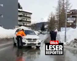 Кортеж Дональда Трампа сбил полицейского в Давосе, - СМИ