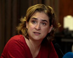 Мэр Барселоны назвала планы Мадрида атакой на права и свободы