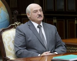 "Відгризуть, захоплять і підуть далі": Лукашенко обмовився на зустрічі з Путіним (відео)