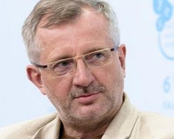 Евродепутат попросил освободить Луценко под его личную гарантию