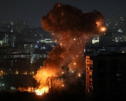 "Перебит газопровод": ВС РФ атаковали Харьков "Шахедами", последствия удара (видео)