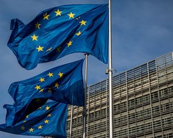 Конкуренція за вступ до ЄС зростає: Україну можуть випередити "заможніші" кандидати, — ЗМІ