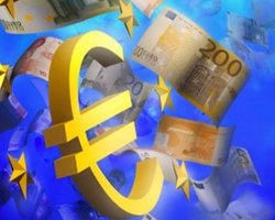 К закрытию торгов на межбанке евро вырос на 3 копейки