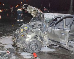 Крупное ДТП на мосту Патона: погибли три человека