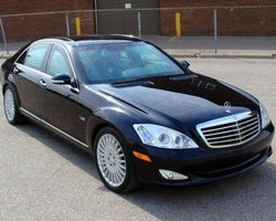 Госуправление делами отремонтирует три Мерседеса на 300 тысяч гривен, - СМИ