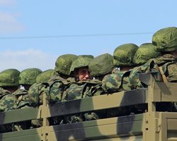 "Явная подготовка к наступлению": РФ стянула к границам Харьковщины 50 тысяч элитных военных