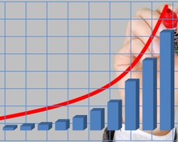 Инфляция в ЕС подскочила до 3,2% — как это ударит по ценам и валюте в Украине