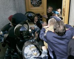 Активисты-чернобыльцы уверяют, что им никто не платит