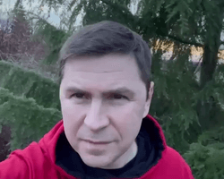 "Неудачу гарантируем": Подоляк обратился к россиянам накануне Нового года (видео)