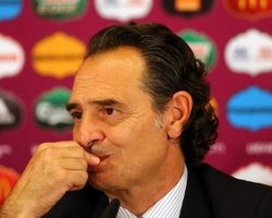 Главный тренер сборной Италии не думает об отставке