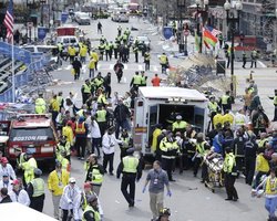 В библиотеке Бостона произошел взрыв. Полиция обнаружила в городе многочисленные взрывные устройства