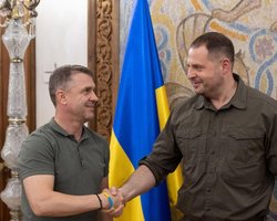 Екстренер збірної України Ребров вніс 30 мільйонів для застави за Єрмака, — ЗМІ