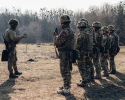 Мобілізовані не доїжджають до фронту: в полку "Скеля" померли від хвороб троє бійців, — "Суспільне"
