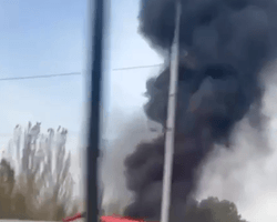 В оккупированном Донецке звучат взрывы: над городом поднялся черный дым (фото, видео)