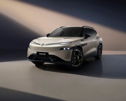 Сімейний електрокросовер Volkswagen ID.UNYX 08 із запасом ходу 700 км показали на фото