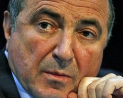 Тело Березовского останется в морге еще на два месяца