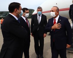 Глава МИД Турции прилетел в Баку. Он заявил, что его страна поддержит Азербайджан в войне