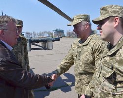 На Донбасс приехал министр обороны Королевства Дания