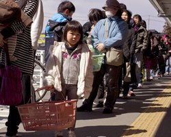 Оператор Фукусимы начал выплачивать компенсации пострадавшим 