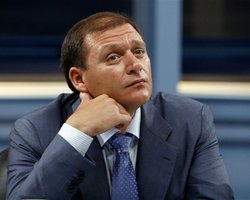 Добкин отзывает дружинников из Киева на защиту Харькова