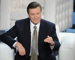 Янукович: у Тимошенко нет шансов остаться в кресле премьера
