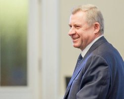 Яков Смолий останется главой НБУ, – Зеленский