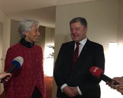 Лагард назвала встречу с Порошенко конструктивной