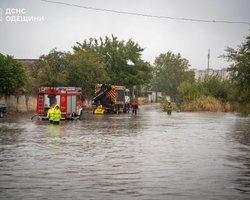 Во время непогоды в Одессе погибли десять человек: правоохранители начали расследование