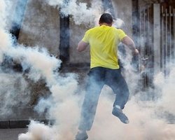 Против демонстрантов в Афинах применен слезоточивый газ