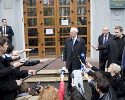 В Партии регионов уже отрицают намерение сменить премьера