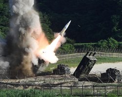 "Большой залп": военный эксперт объяснил, как ATACMS потопит Крымский мост (видео)